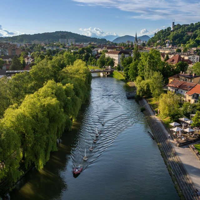 foto: Nikola Zoko, arhiv NUK-a i arhiv turizma Ljubljane.
