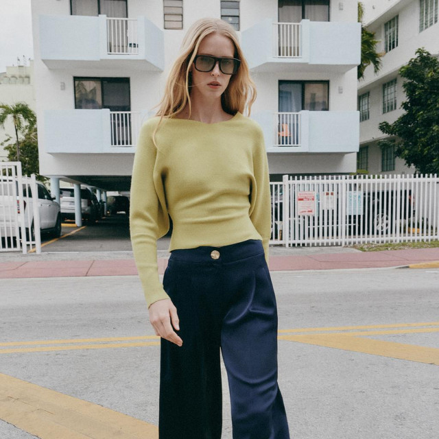 Lepršave saten hlače - 29,95 eura