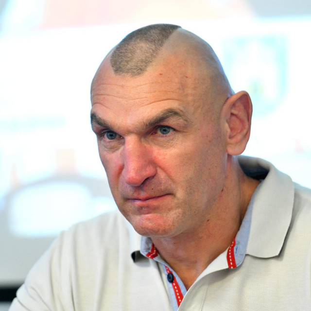 Željko Mavrović



 