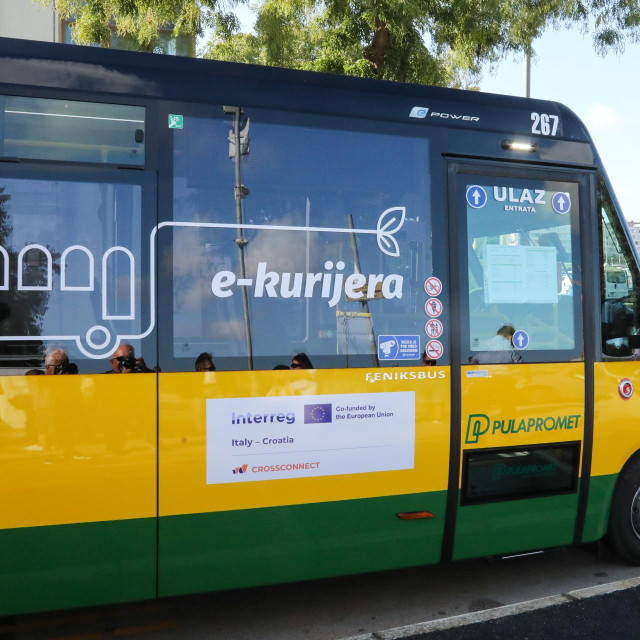Električni autobus u Puli