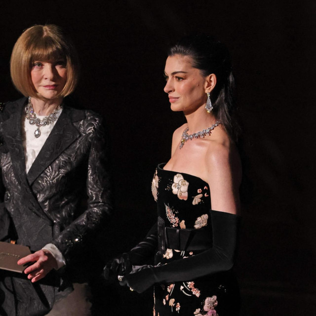 Anna Wintour i Anne Hathaway na dodjeli Oscara ove godine 