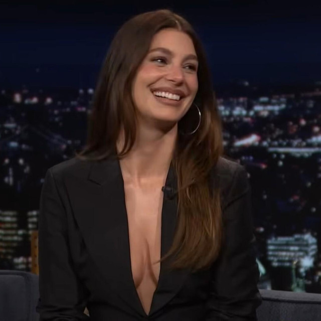 Camila Morrone 