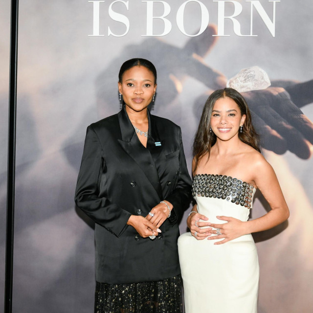 Bogolo Kenewendo (lijevo) na premijeri filma Diamond is born