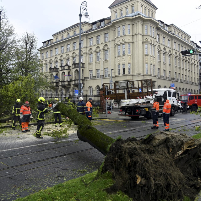 Nevrijeme poharalo Zagreb
