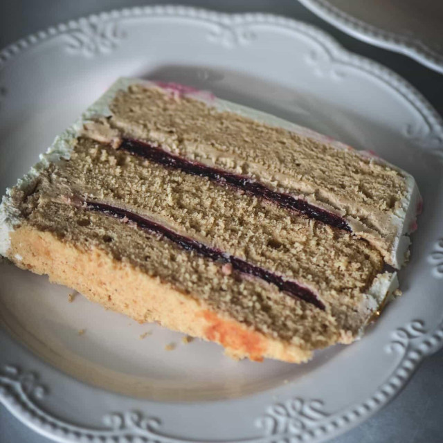 Tonkina lješnjak torta