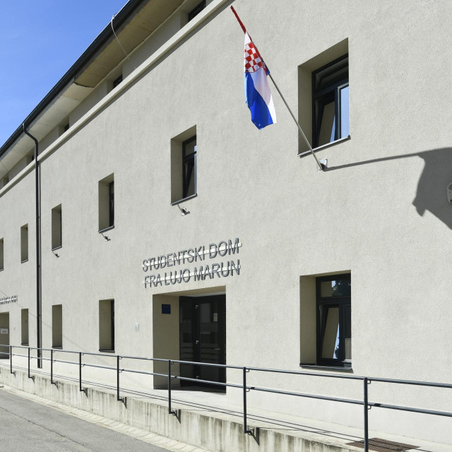 studentski dom u Kninu
 