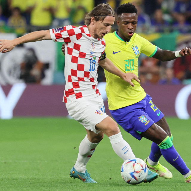 Luka Modrić i Vinicius Junior na utakmici Hrvatske i Brazila na Svjetskom prvenstvu u Kataru 2022. godine