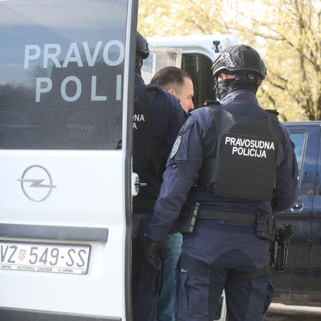 Privođenje Srđana Mlađana na sud