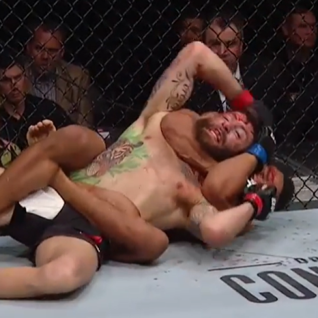 Michael Chiesa vs. Kevin Lee