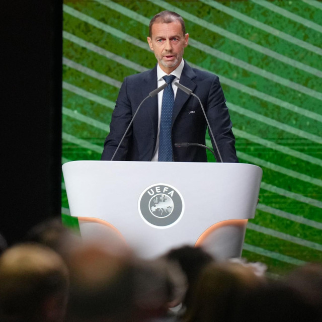 Aleksander Čeferin zaprijetio je Italiji da bi mogla ostati bez Eura 2032., kojeg bi trebali organizirati u suradnji s Turskom