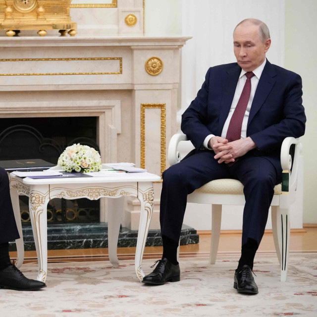 Nikol Pašinjan i Vladimir Putin tijekom sastanka u Kremlju