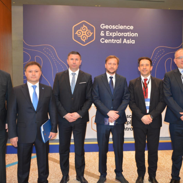 Potpisivanje ugovora o istraživanju i proizvodnji nafte i plina u bloku Shygys između Kazahstana i Hrvatske; Marijan Krpan, Askhat Hasenov, Ivica Pirić, Marijo Galić