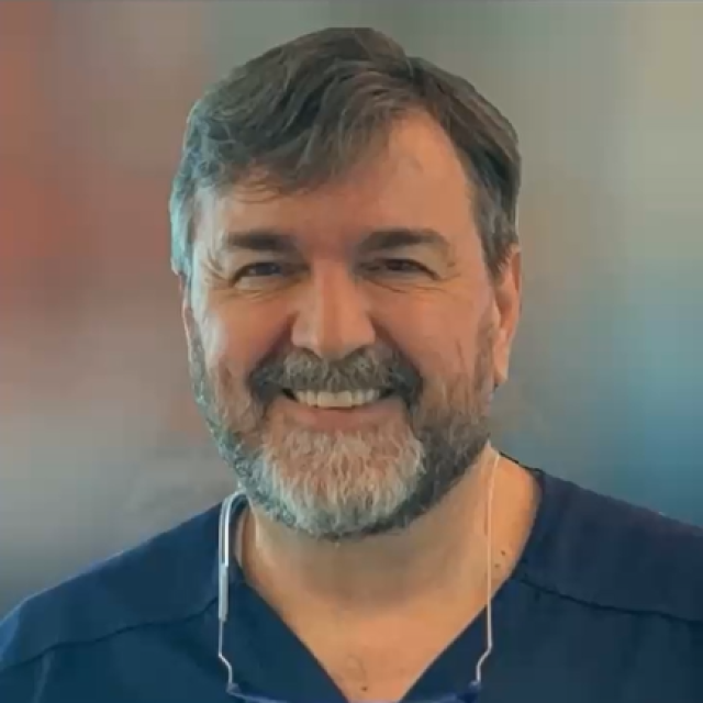 Dr. Niki Ružević, Stomatolog