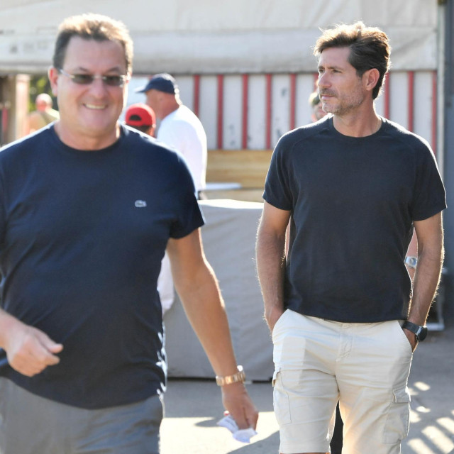  Damir Misković i Victor Sanchez.
 