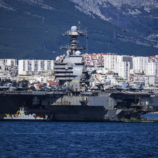 USS Gerald R. Ford usidren u splitskom akvatoriju