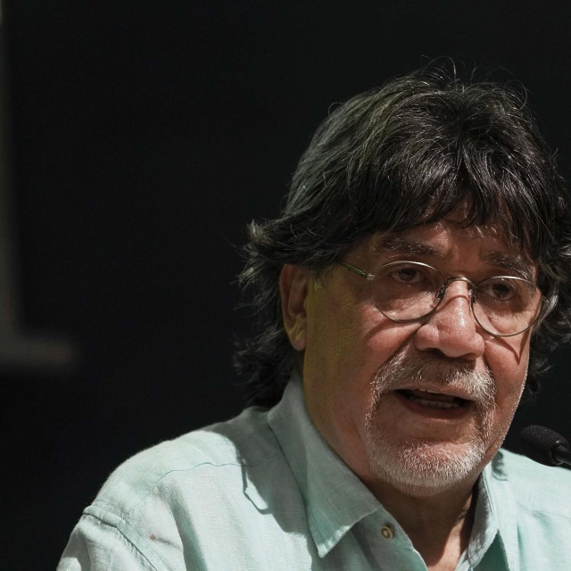 Književnik Luis Sepulveda: ‘Bivši gerilac, član oružane pratnje predsjednika Allendea, pomaže da se ne naruši trgovinska razmjena Rusije i Čilea...‘