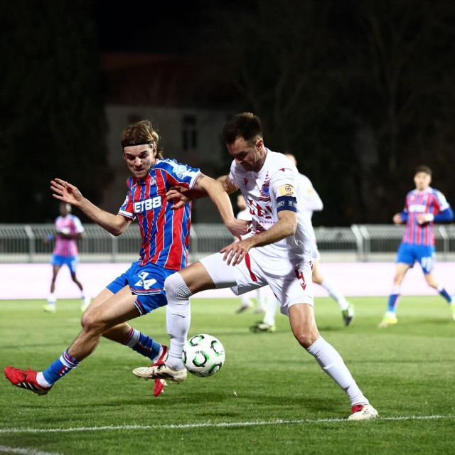 Borna Sosa je za Crystal Palace odradio 796 minuta u 16 utakmica, a posljednji je put priliku dobio u play-offu Konferencijske lige protiv Zrinjskog u Mostaru 19. veljače