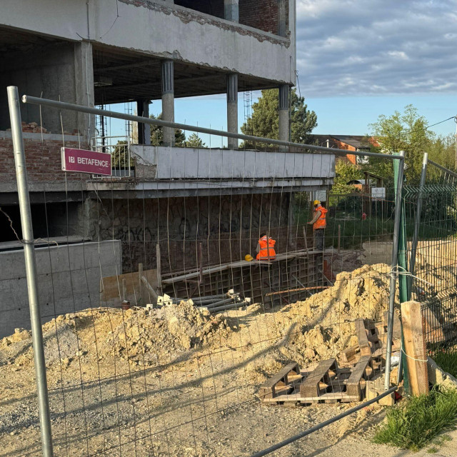 Obnova škole na Šalati