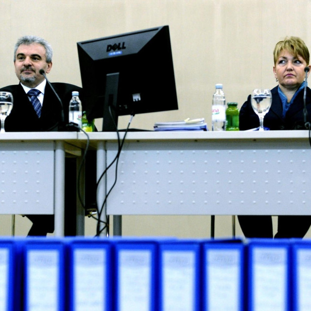 Pero Hrkać i Vesna Malenica na ročištu 2012.