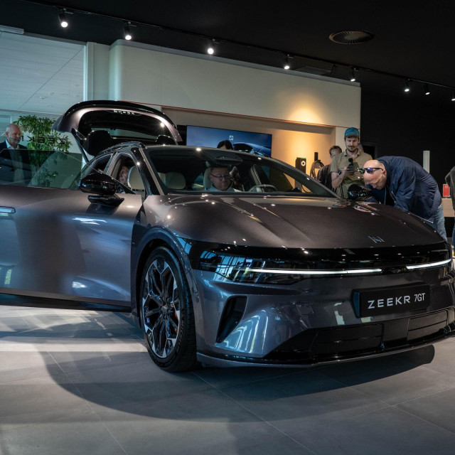 Zeekr 7GT
