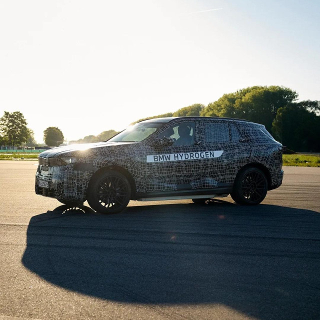 BMW iX5 Hydrogen