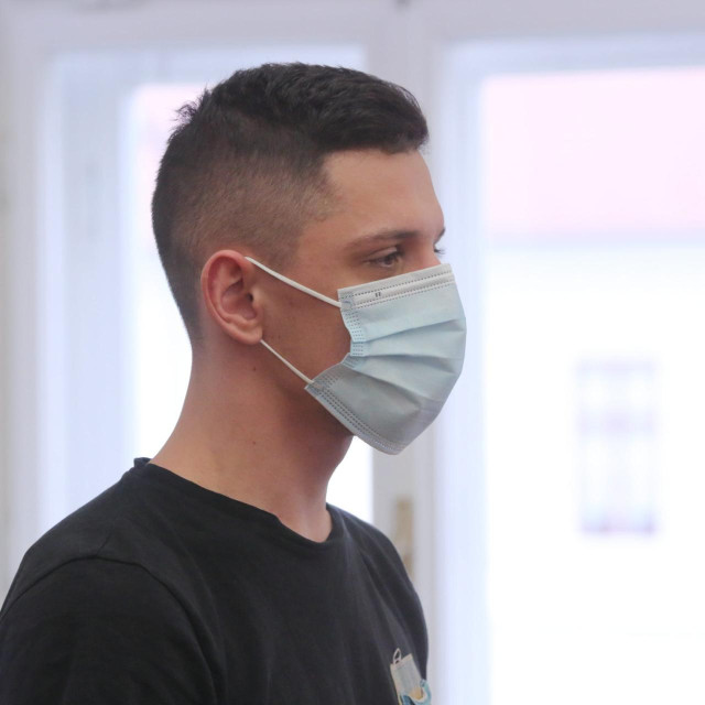 Luka Miškulin


 