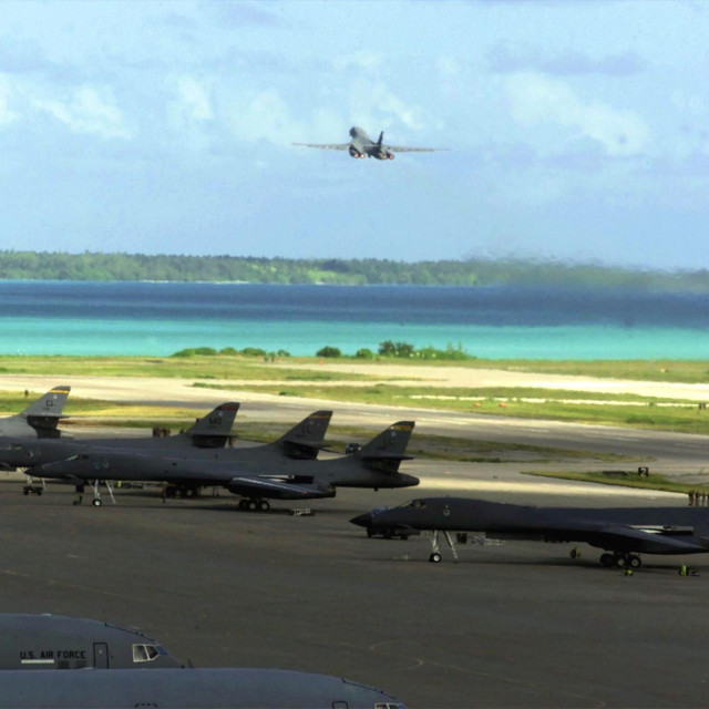 Američko-britanska zračna baza Diego Garcia