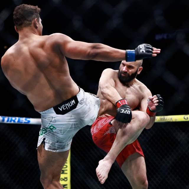 Paulo Costa i Azamat Murzakanov
