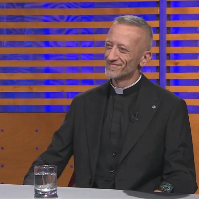 Željko Lovrić, svećenik