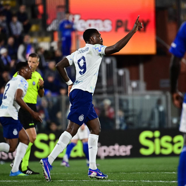 Marcus Thuram slavi gol
