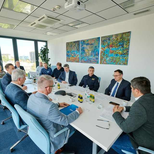 Okrugli stol: Granice autonomne vožnje
