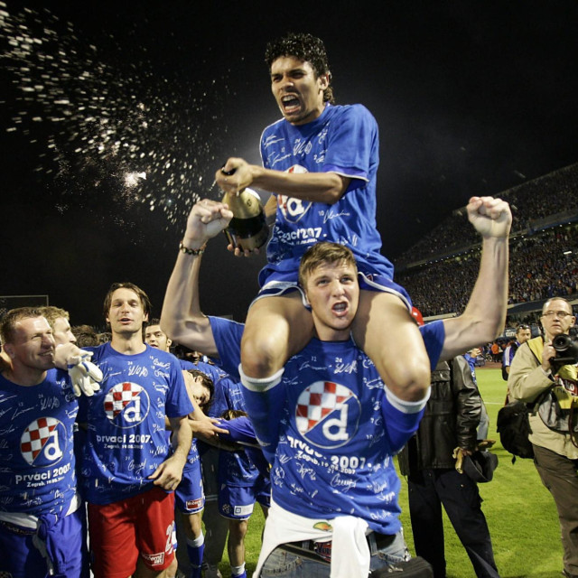 Eduardo da Silva je kao kapetan predvodio Dinamo do naslova u sezoni 2006./07. u kojoj je postavio i rekord HNL-a s čak 34 postignuta pogotka