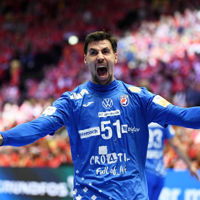 Ivan Martinović u slavlju pobjede, gola, uspjeha