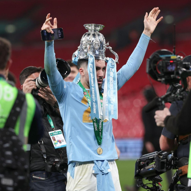 Trofej u Liga kupu protiv Arsenala je bio prvi u karijeri za Rayana Cherkija