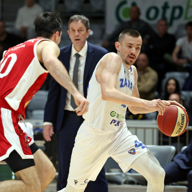 Zadar, 140426.
Dvorna Kresimira Cosica na Visnjiku.
Kosarkaska utakmica 8. kola Play out AdmiralBet ABA lige, KK Zadar - KK FMP.
Na fotografiji: Marko Ramljak.