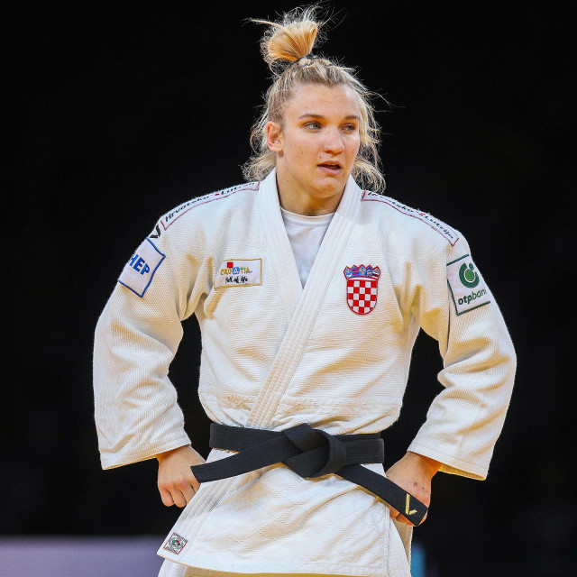 Lara Cvjetko
