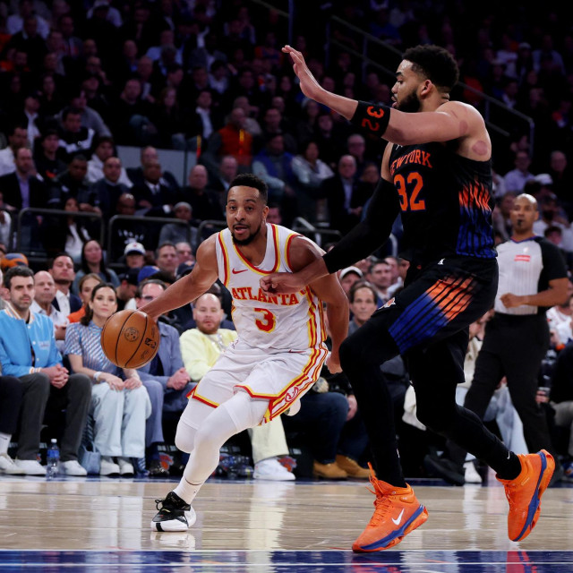Iskusni C.J. McCollum nadigrao je Karla Anthonyja-Townsa i preuzeo ”ulogu” Traea Younga, čovjeka za kojeg je u siječnju stigao u Atlantu, toliko omraženog među navijačima Knicksa