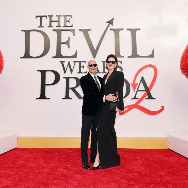 Stanley Tucci i Felicity Blunt