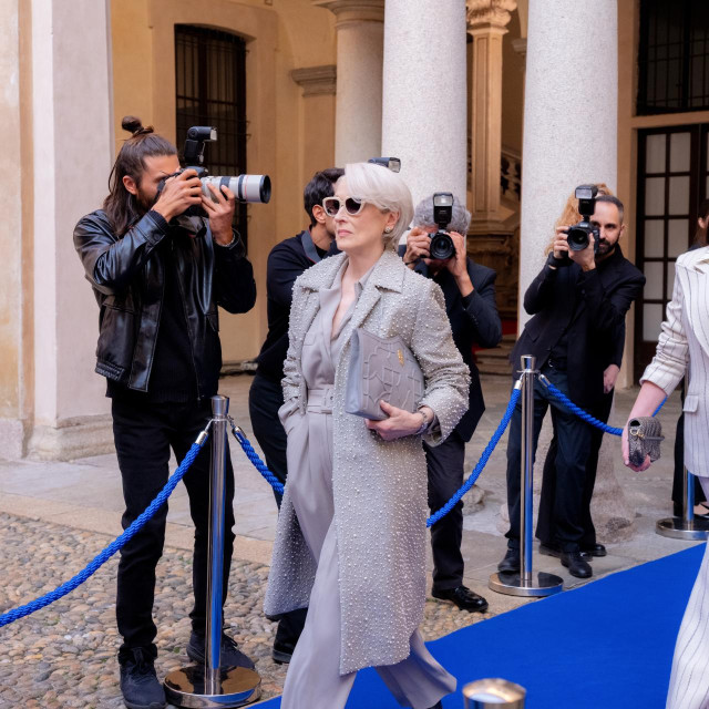 Meryl Streep,  Anne Hathaway i Andy Sachs
