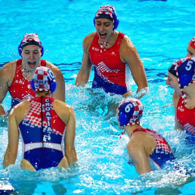 Hrvatska ženska vaterpolska reprezentacija