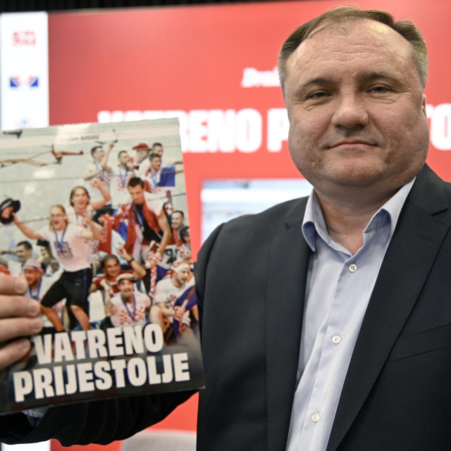 Dražen Antolić i ‘Vatreno prijestolje‘