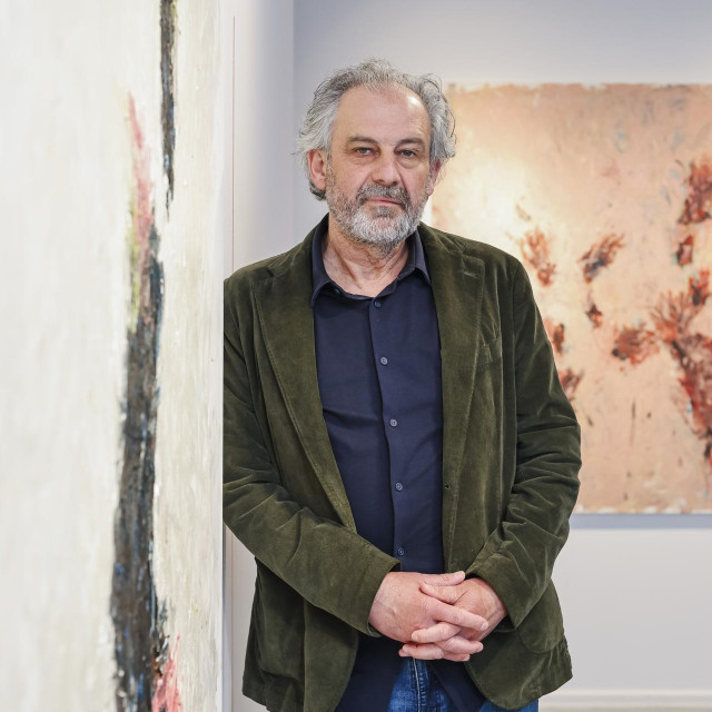 Velimir Ilišević na izložbi u Zagrebu