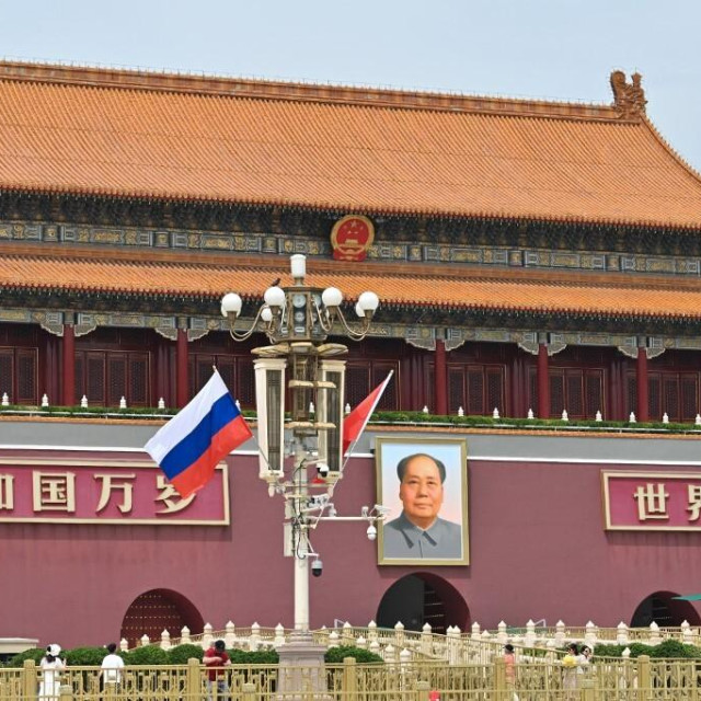 Ruska zastava u Pekingu