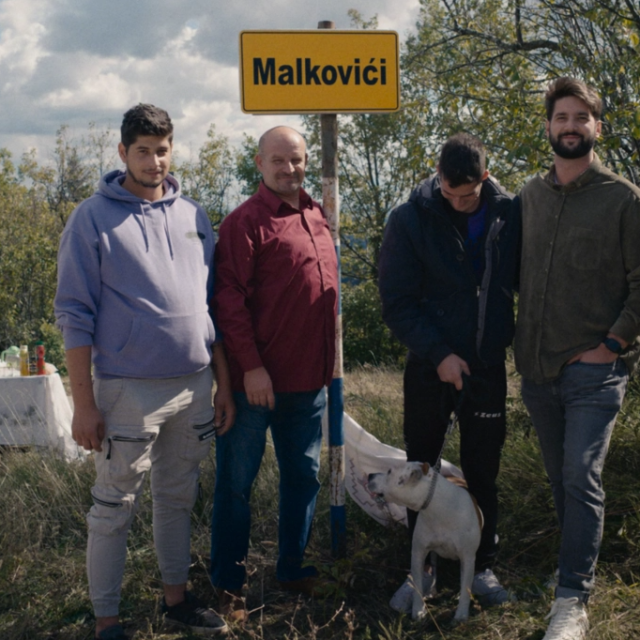 Biti u rodu s Johnom Malkovichem