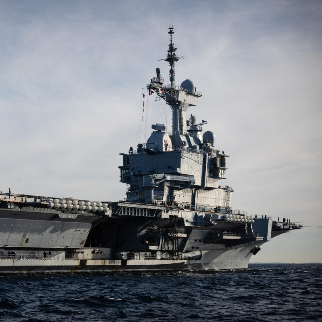 Francuski nosač aviona Charles de Gaulle