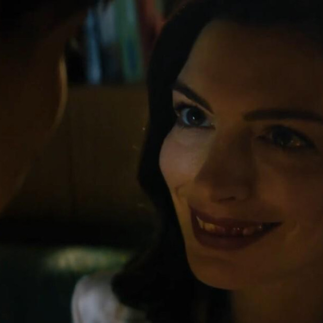 Anne Hathaway