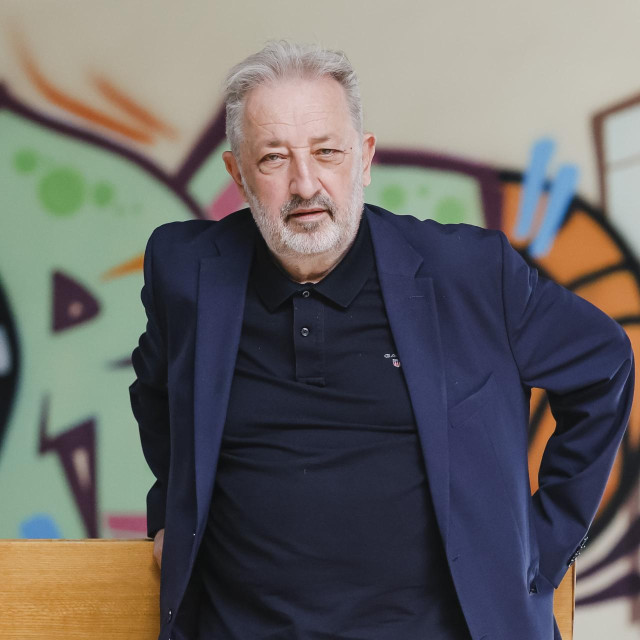 Inženjer kemije Zlatko Stić, ravnatelj Prirodoslovne škole Vladimira Preloga iz Zagreba