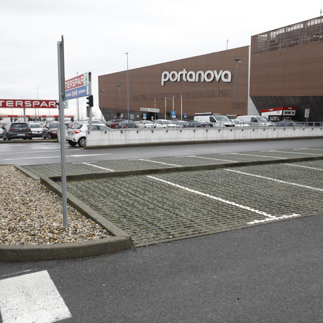 Trgovački centar Portanova