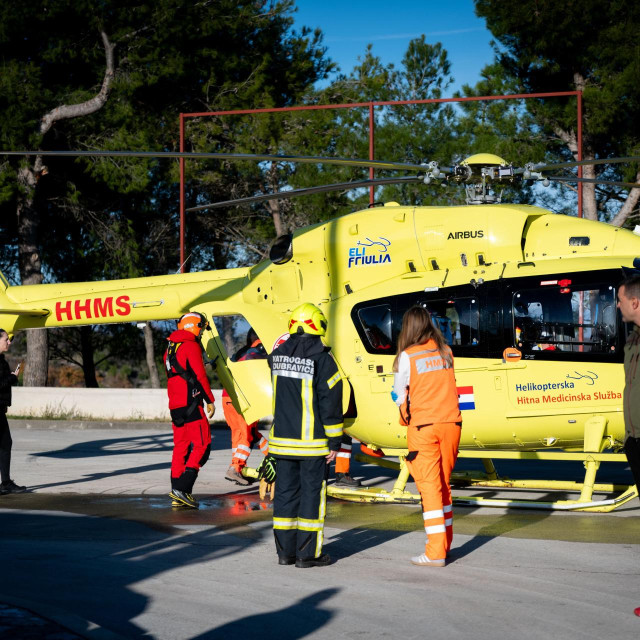Intervencija Helikopterske hitne medicinske sluzbe, ilustracija