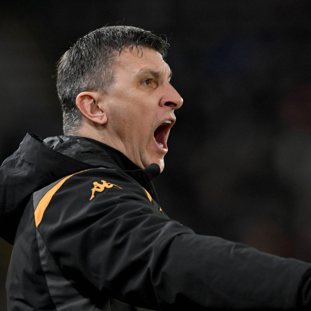 Sergej Jakirović, trener Hully Cityja